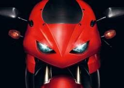 À moto, voir et être vu·e, c’est vital.